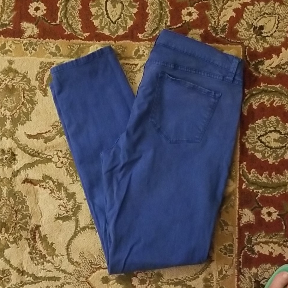 JC Penny Blue Jeans 💟 - Picture 3 of 7